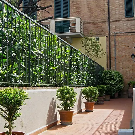 Bed & Breakfast Ai Canapi Siena